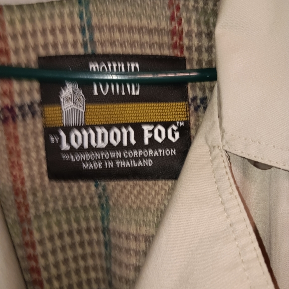 TOWN LONDON FOG TRENCH COAT  SIZE  12P PRE-OWNED GOOD - Picture 5 of 5